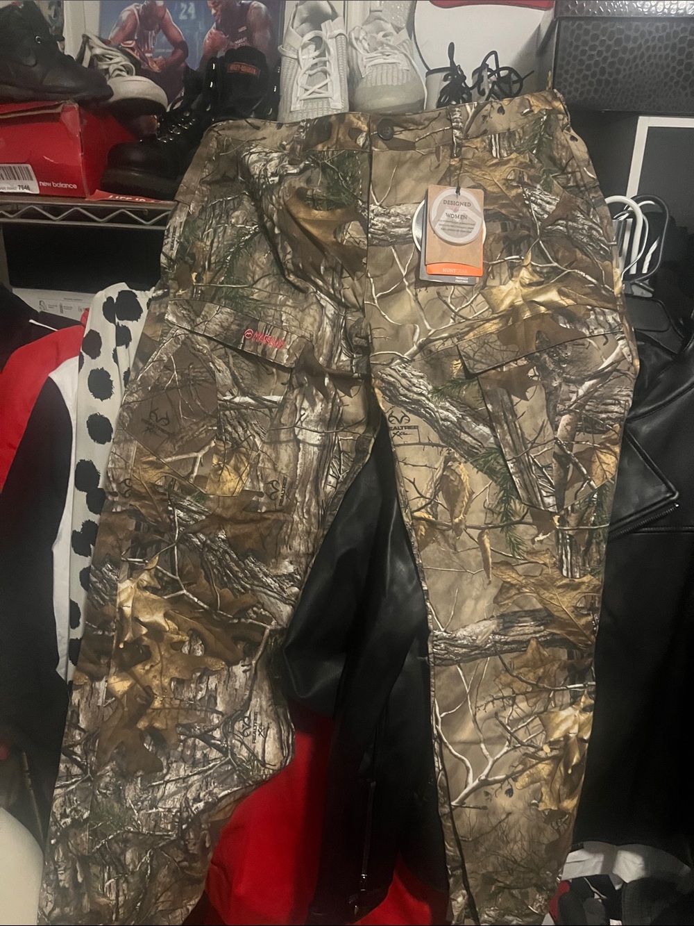Magellan Outdoors Men's Realtree Camouflage Straight Leg Pants - Brown/Green
